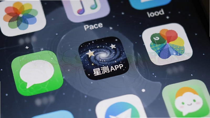 �ֻ�������ʾ�ǲ�APPͼ�꣬ͼ��Ϊ�ǿձ�������Χ����������APPͼ�꣬չʾ��ʵʹ�ó��������壬�ɾ����޶���Ԫ��