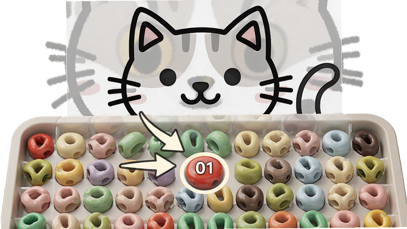 一张展示逗猫拼豆智能提示功能的截图,画面分为上下两层,上层是待拼的猫咪图案轮廓,下层是彩色豆豆托盘,其中一个豆豆被高亮并带有数字编号“01”。整体布局清晰,风格卡通,细节包括提示箭头和半透明覆盖层,画质高清,干净无多余元素。
