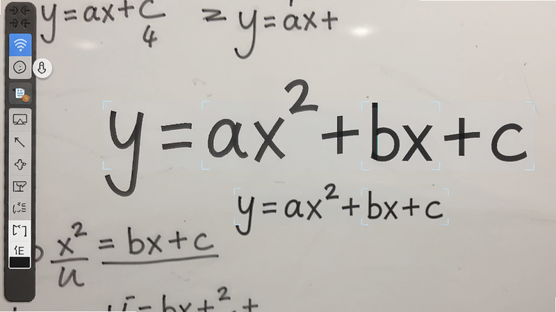��ѧ�װ���д��ʽʶ��Ч��ͼ������Ϊ��ɫ��������д��y=ax+bx+c����ʶ��Ϊӡˢ�壬�����ʶ�𹤾�����������Ȼ�����дʵ��ϸ�ڰ����ʼ���ʶ�����Աȣ����������ɾ�